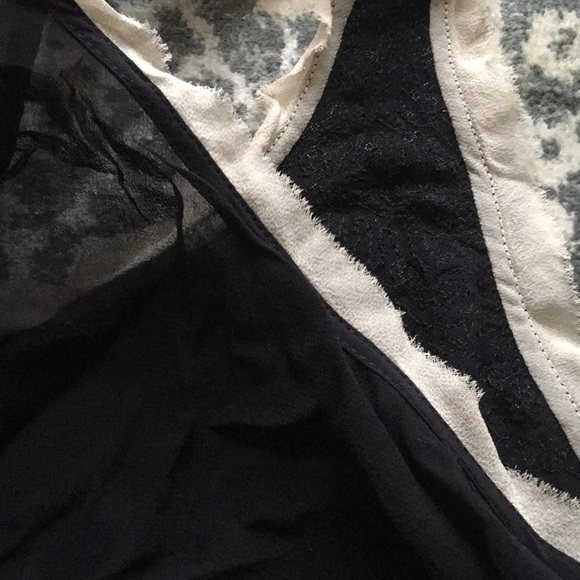 Aritzia Wilfred Silk tank top - Picture 6 of 6